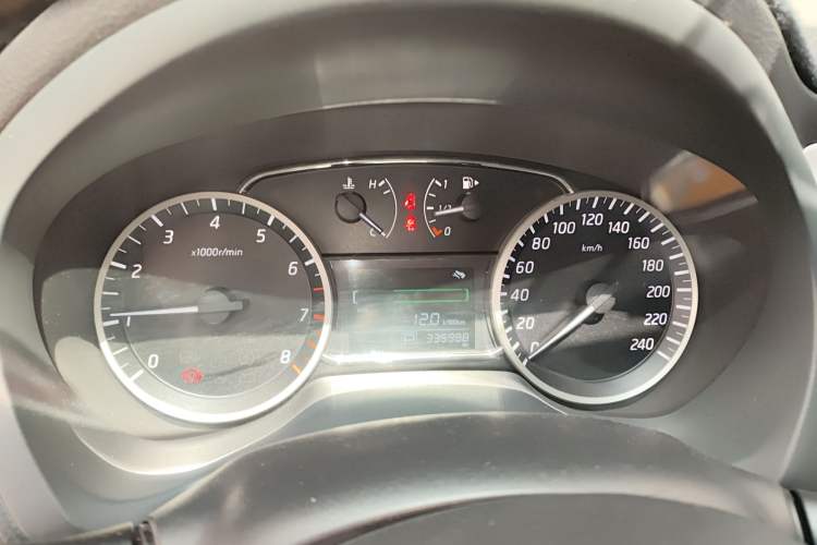 Used Nissan Sylphy 2016 1.6 XL CVT Luxury Edition Instrument Cluster