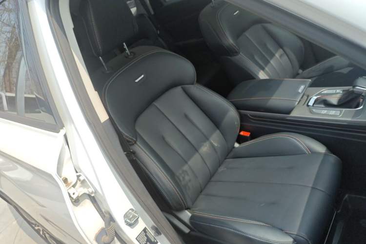 Used CHANGAN OSHAN X7 2020 1.5T Automatic Luxury Version