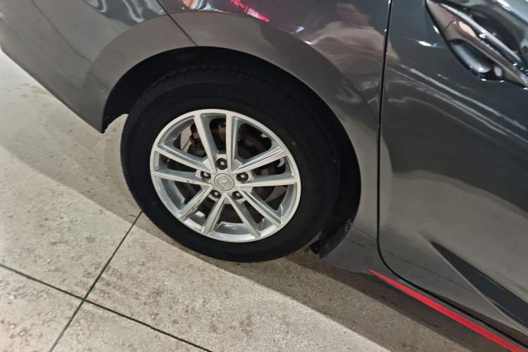 Used CHANGAN Ruicheng CC 2021 Blue Whale Edition 1.5T DCT Elite Model Right Rear Wheel Hub