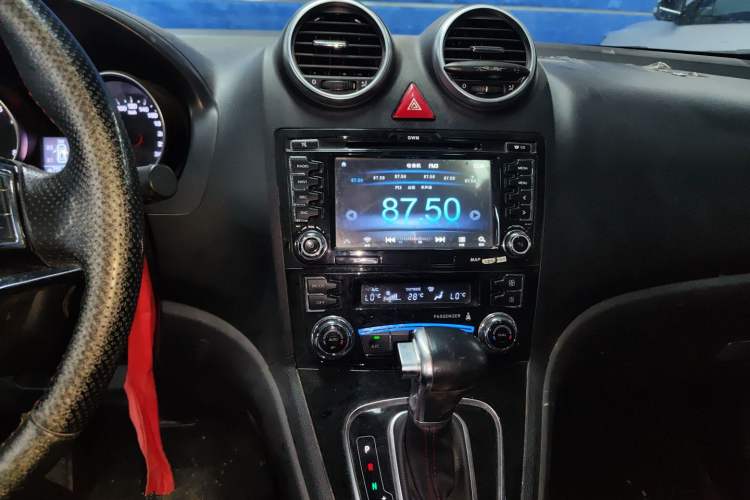 Used Haval H6 2016 Upgraded Model 1.5T Automatic Two-Wheel Drive Elite Version