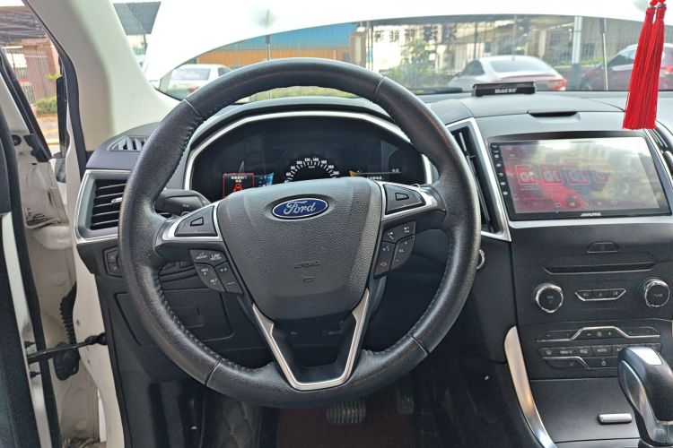 Used Ford Edge 2018 EcoBoost 245 Two-Wheel-Drive Titanium 7-Seater China V Standard