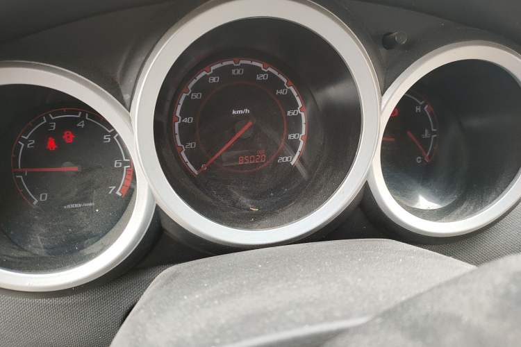 Used CHANGAN CX20 2014 1.4L Manual Sport Version China IV Standard
