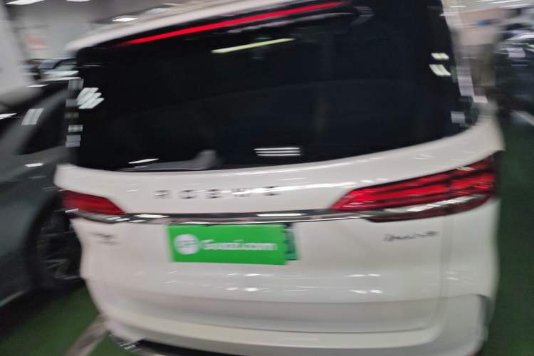 Used Roewe iMAX8 New Energy 2025 1.5T DMH Lu Zun Deluxe Edition