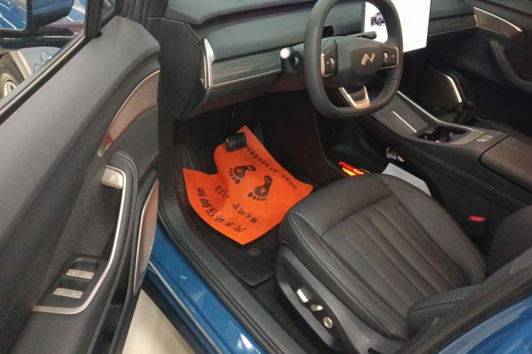 Used ONVO L60 2024 60 kWh All-Wheel Drive
