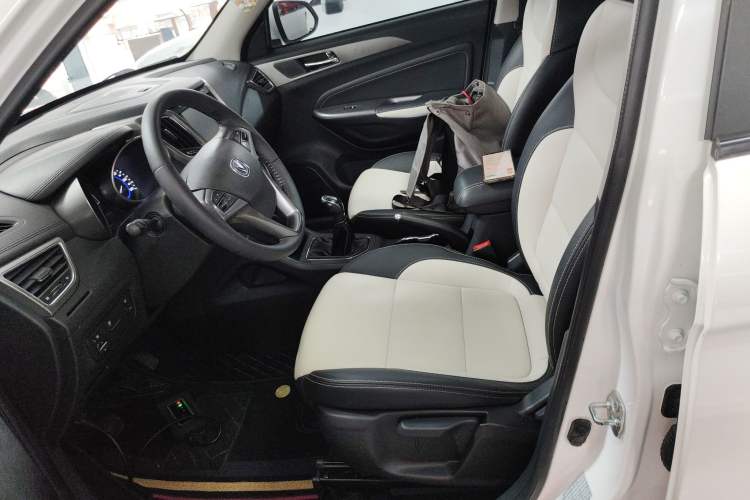 Used CHANGAN CS35 2017 1.6L Manual Luxury Model Left Front Seat