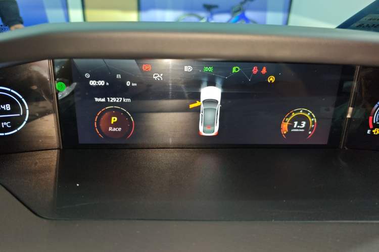 Used CHANGAN UNI-V 2024 1.5T High-Energy Version