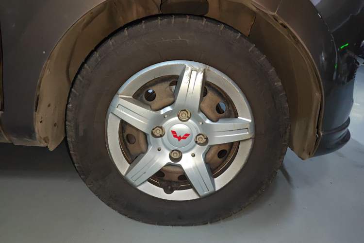 Used Wuling Hongguang 2015 1.5L S Base Model China IV