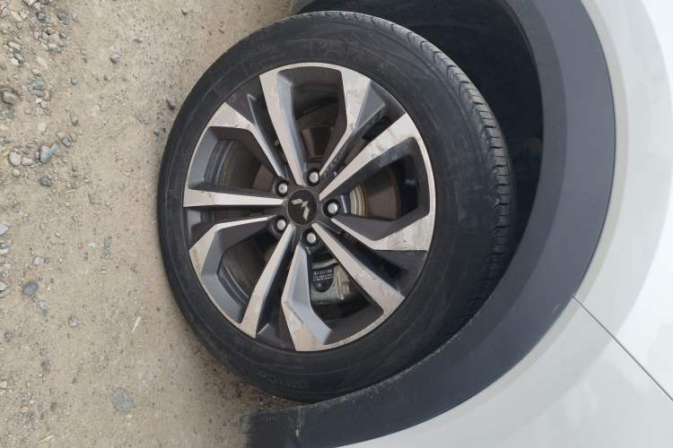 Used Wuling Asta 2022 2.0L DHT Electric-Speed Version