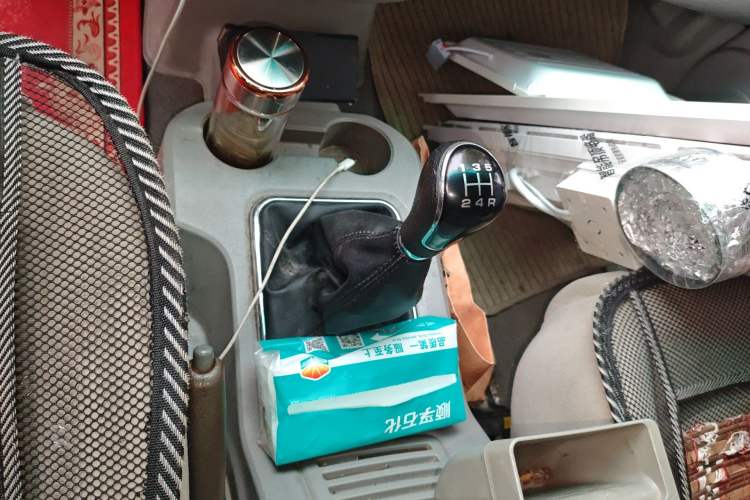 Used FORTHING Lingzhi 2017 Facelifted M3L 1.6L 7-Seater Standard Version
