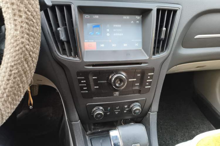 Used BAIC Senova D50 2015 1.5L CVT Standard Value Navigation Edition
