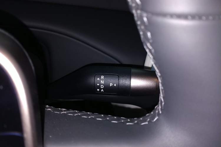 Used Li Auto MEGA 2025 Home Family Special Edition
