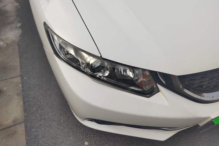 Used Honda Civic 2014 1.8L automatic comfort version
