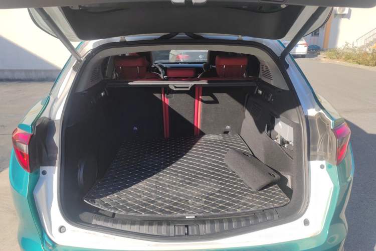 Used Alfa Romeo Stelvio 2017 2.0T 200HP Luxury Edition
