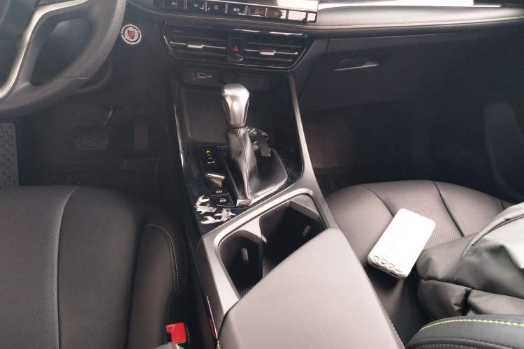 Used Roewe i5 2021 Revised Version 1.5L CVT Diamond Edition