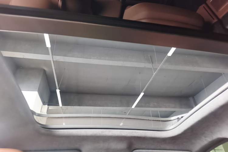 Used Nio ES8 2023 75 kWh Executive Edition
