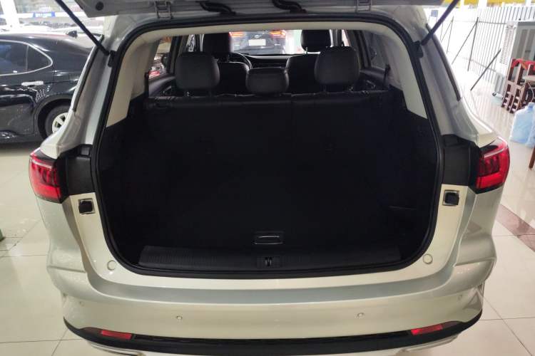 Used Roewe RX5 MAX 2019 300TGI Automatic Smart Cabin Flagship Edition