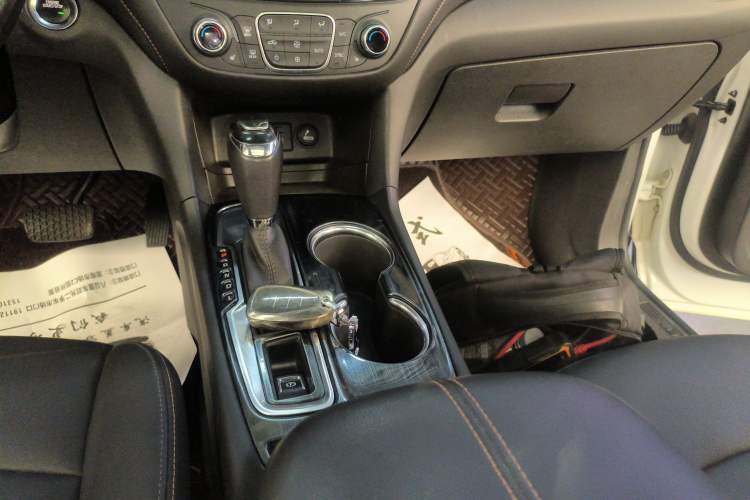 Used Chevrolet Equinox 2019 535T Automatic YuJie Edition China V Standard
