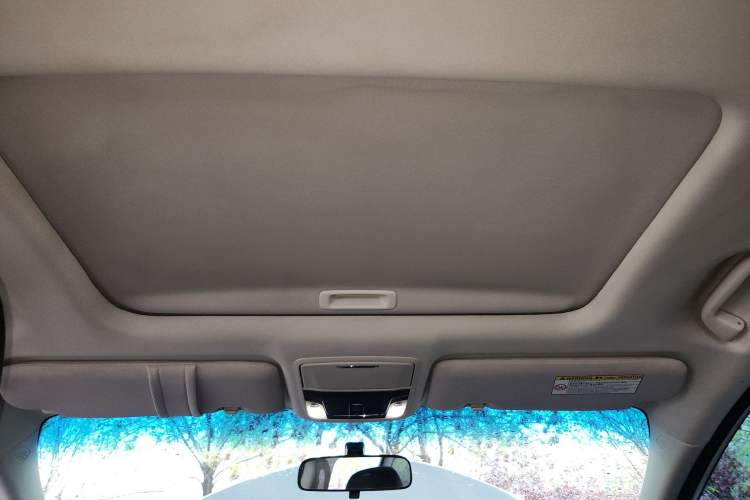 Used Honda Odyssey 2015 Updated Version 2.4L Smart Edition Headliner