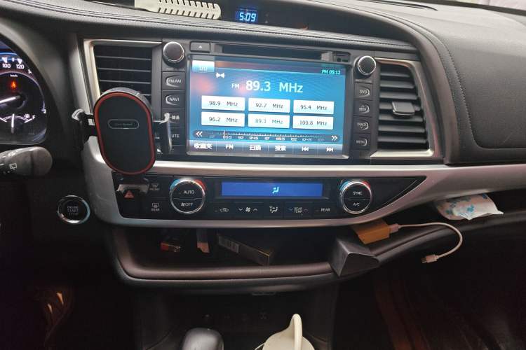 Used Toyota Highlander 2015 3.5L 4x4 Luxury Edition 7-seater