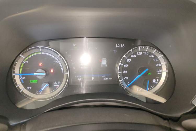 Used Toyota Highlander 2022 Dual-Engine 2.5L Four-Wheel Drive Prestige Version 7 Seats