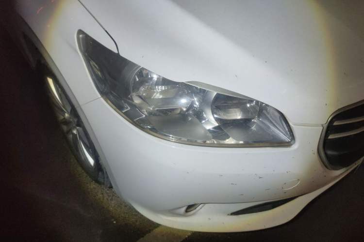 Used Peugeot 301 2016 1.6L Manual Comfort Edition Right Front Headlight