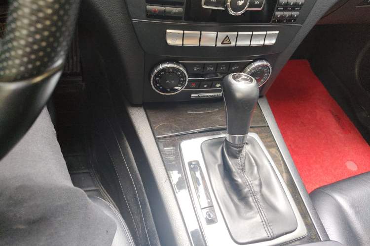 Used Mercedes-Benz C-Class 2013 C 260 CGI Fashion Model
