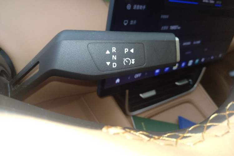 Used Dongfeng Aeolus Aeolus L8 2025 Model 185KM Dream Edition
