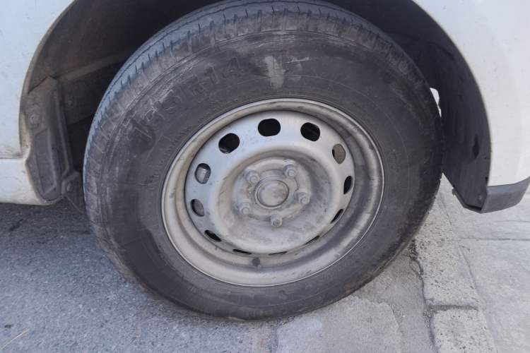 Used Farizon Xingxiang V 2024 Star Enjoy V6E Feature Edition with CATL 41.86 kWh