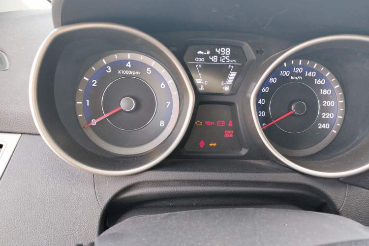 Used Hyundai Elantra (5th Generation / Langdong) 2015 1.6L Manual Fashion Edition
