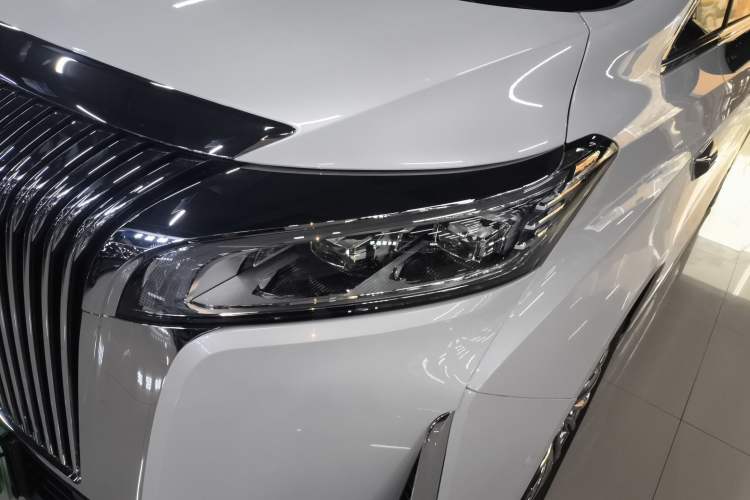 Used Wey Gaoshan 2025 Four-Wheel Drive Alpine 8
