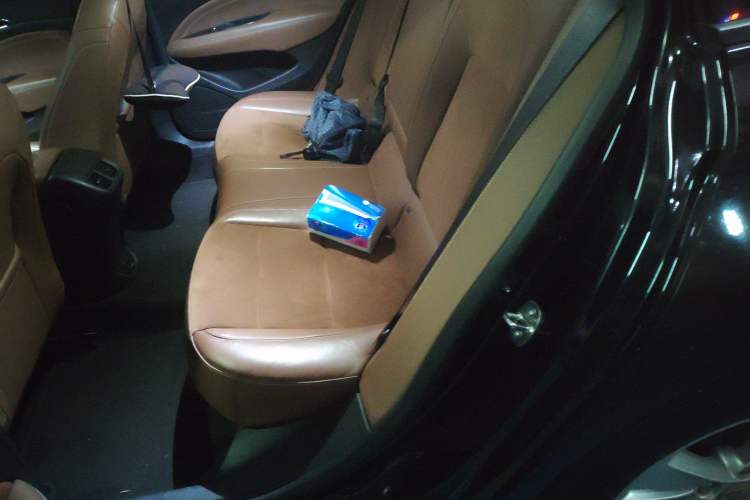 Used Buick Regal 2019 20T Elite Version China VI Standard Left Rear Seat