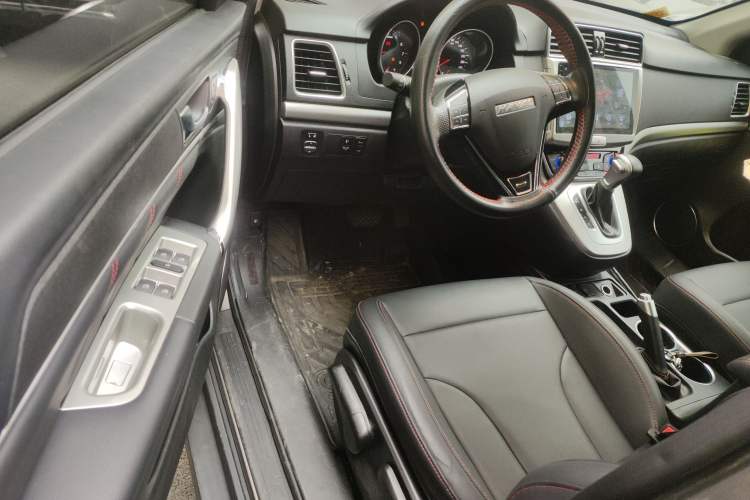 Used Haval M6 2019 1.5T DCT Two-Wheel Drive Value Edition China VI Standard
