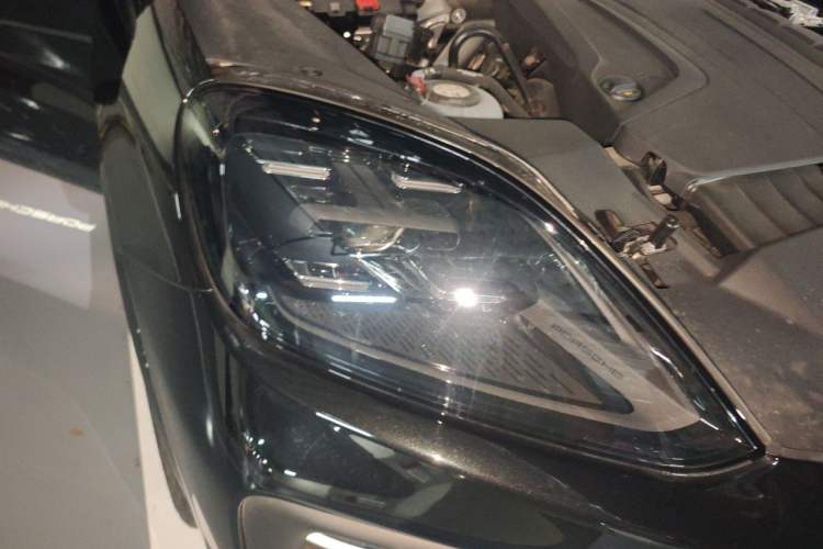 Used Porsche Cayenne E-Hybrid 2025 Cayenne E-Hybrid 2.0T
