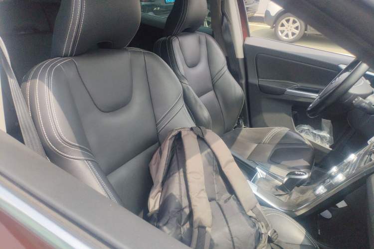 Used Volvo XC60 2016 T5 Smart Version Right Front Seat