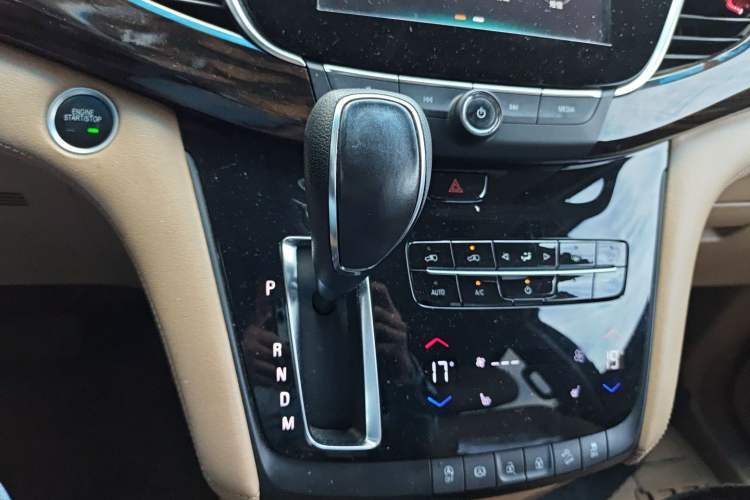 Used Buick GL8 2017 ES 28T Luxury Model China V Standard
