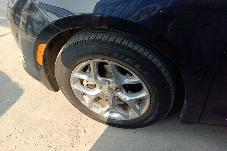 Used Chrysler Grand Voyager 2017 3.6L Premium Edition