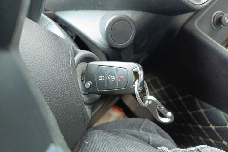 Used Great Wall King Kong Poer 2023 2.0T Automatic Diesel Two-Wheel-Drive Elite Version Flatbed GW4D20M Vehicle Key