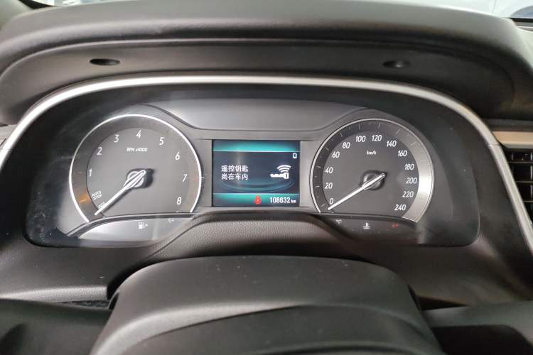 Used Buick GT 2015 15N Automatic Deluxe Edition Instrument Cluster