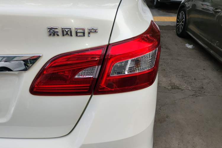 Used Nissan Sylphy 2019 Classic 1.6XL CVT Luxury Edition Right Rear Taillight