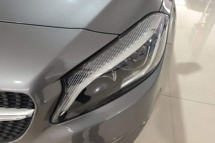 Used Mercedes-Benz A-Class 2017 Revised Version A 200 Fashion Edition