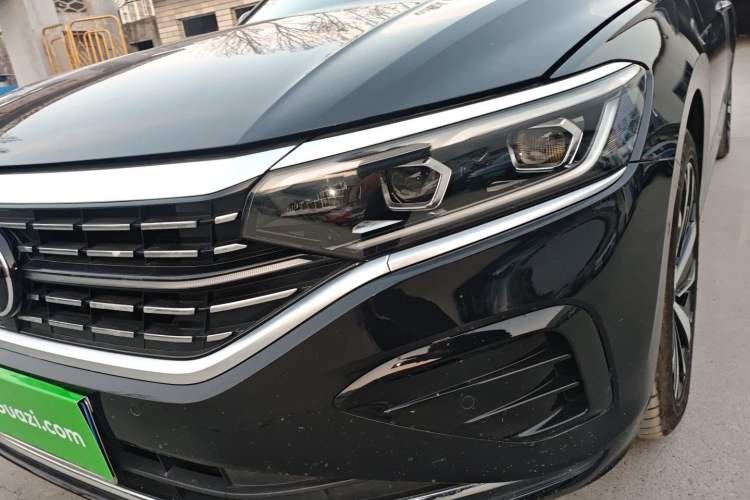 Used Volkswagen Passat 2022 330TSI Luxury Edition
