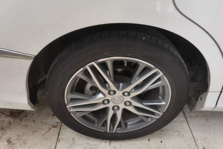 Used Honda Elysion 2019 2.0L Hybrid Luxury Edition Right Rear Wheel Hub