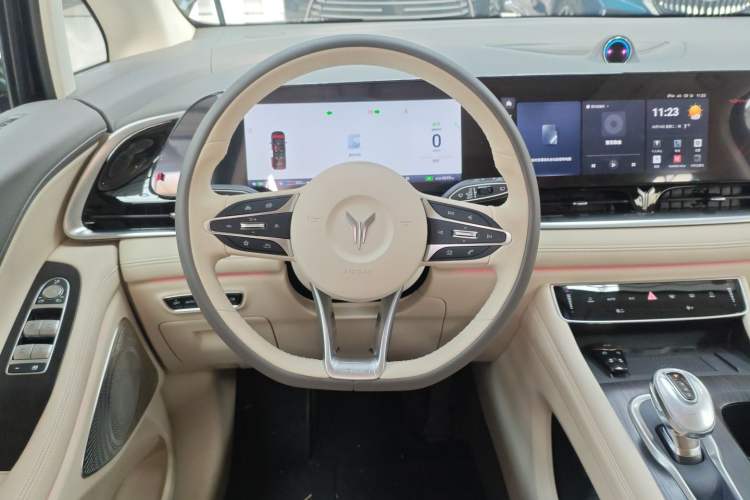 Used VOYAH Dream 2024 PHEV Ultra-Long Range Flagship Edition