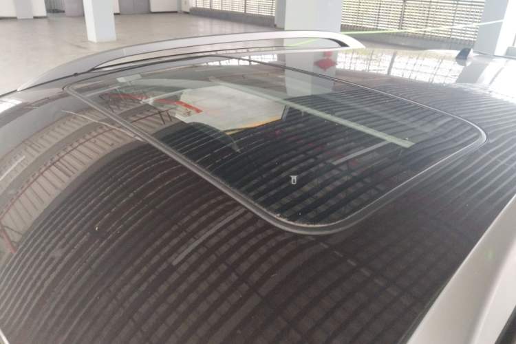 Used Luxgen U6 SUV 2015 1.8T Fashion Edition Roof