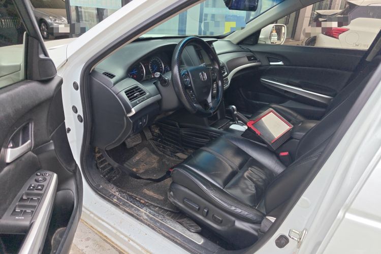 Used Honda Crosstour 2014 2.4L Luxury Edition