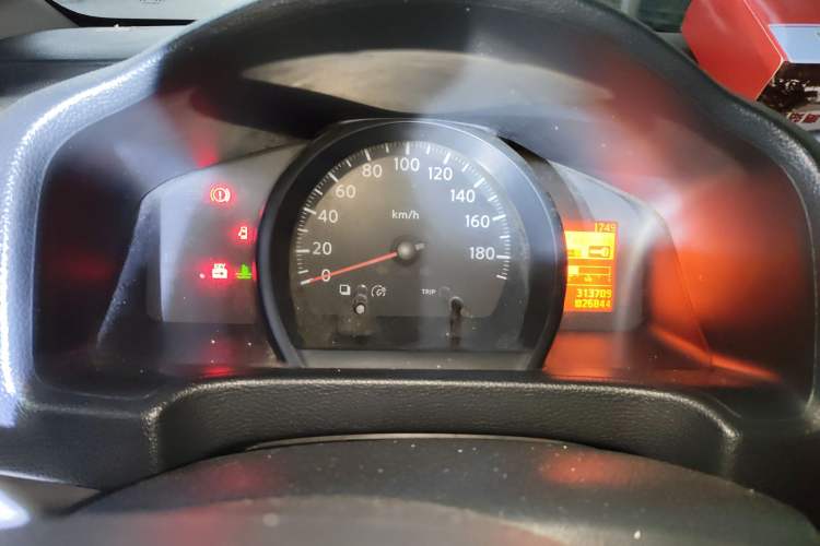 Used Nissan NV200 2013 1.6L Luxury Model China IV Standard Instrument Cluster