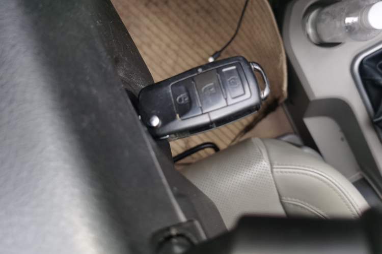 Used FORTHING Lingzhi 2016 M3 1.6L 7-Seater Luxury Model China V Standard