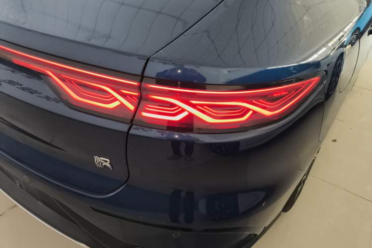 Used BYD Han 2023 EV Champion Edition 605KM Front-Drive Premium Model