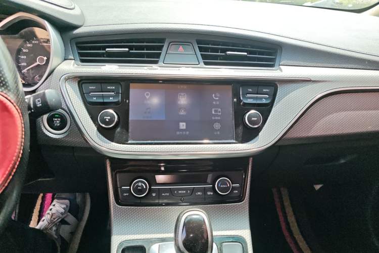 Used Geely Auto Emgrand GS 2016 Sport Edition 1.3T Automatic LingShang Model Audio And AC Panel
