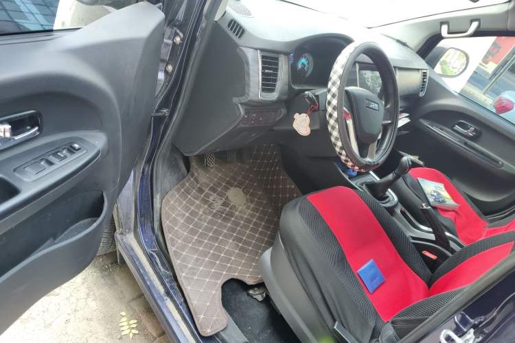 Used Jinbei Gold Hiace 2021 1.5L Passenger Van Engineering Lion Model Central Air Conditioning Version 9 Seats
